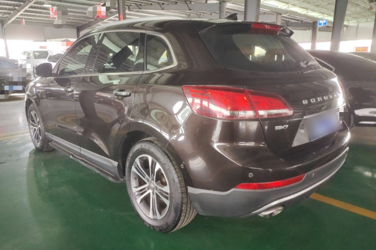 宝沃BX7 2016款 28T 四驱旗舰版 7座车身外观4