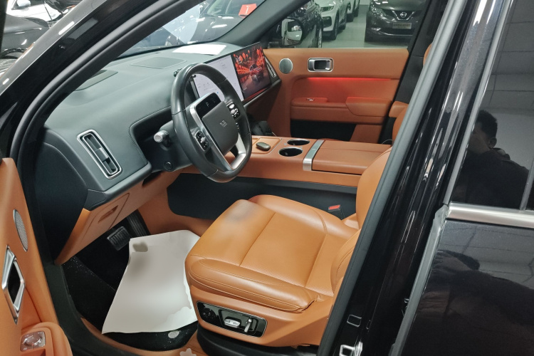 理想汽车 理想L7 2023款 Air中控内饰20