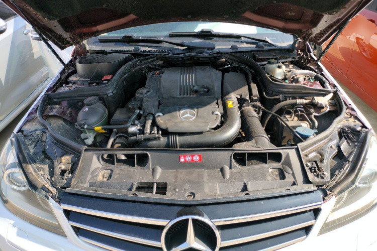 奔驰C级 2013款 C 260 时尚型 Grand Edition局部细节24