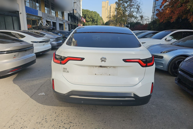 蔚来EC6 2020款 605KM 运动版车身外观6