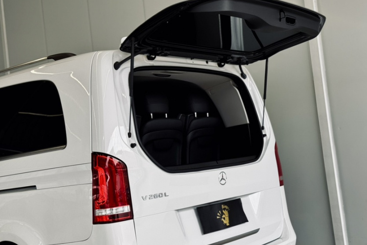奔驰V级 2020款 V 260 L 长轴距豪华版车身外观6008