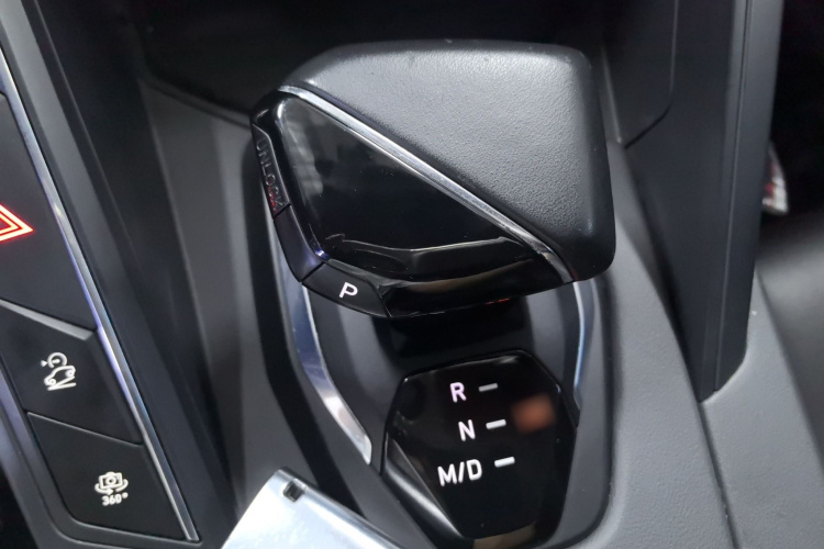 领克06 2020款 1.5T 劲Pro局部细节18