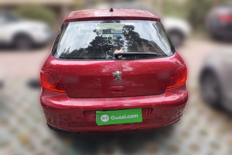 标致307 2013款 两厢 1.6L 手动舒适版车身外观6