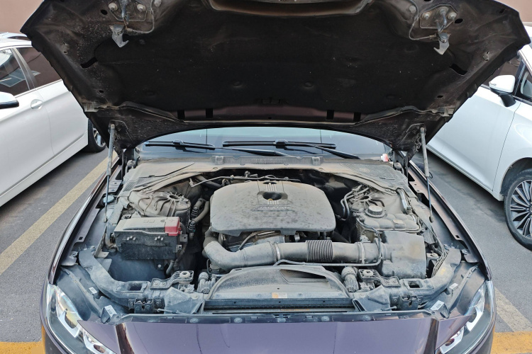 捷豹XFL 2017款 XFL 2.0T 200PS 风华版局部细节24