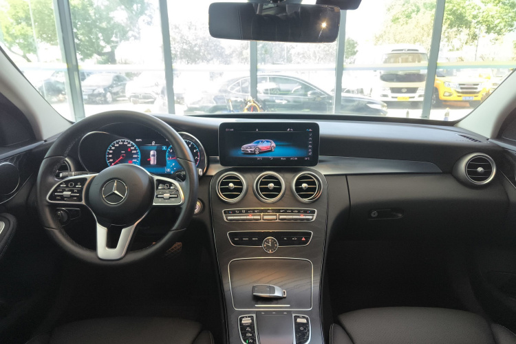 奔驰C级(进口) 2020款 改款 C 200 旅行轿车中控内饰12