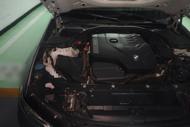 宝马3系 2020款 325Li M运动套装局部细节9006