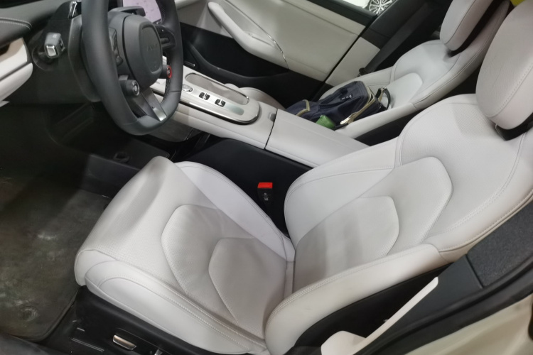 小米汽车 小米SU7 2024款 后驱超长续航高阶智驾Pro版中控内饰19