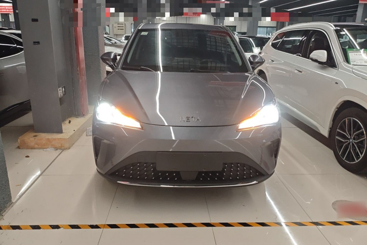 哪吒汽车 哪吒AYA 2023款 318 Lite车身外观6001