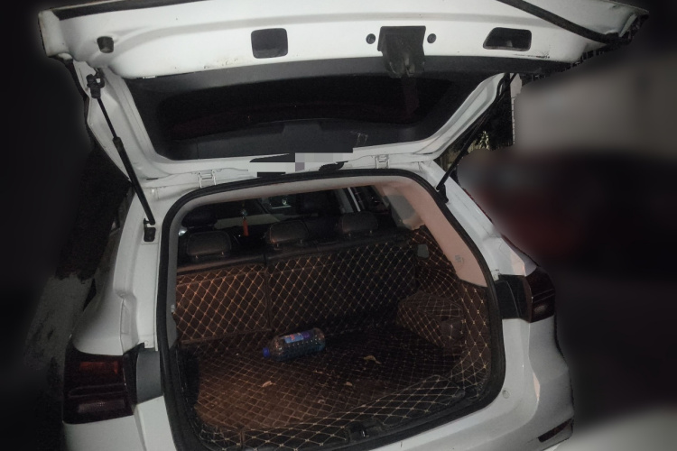 荣威RX5 2016款 20T 两驱手动互联网智惠版局部细节23