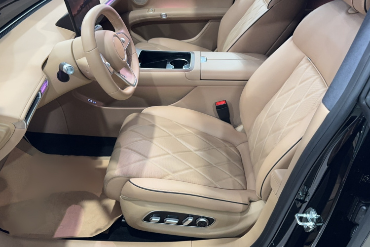 鸿蒙智行 享界S9 2024款 纯电 Ultra 四驱旗舰版局部细节19