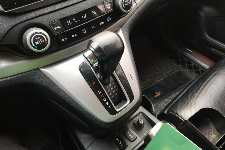 本田CR-V 2013款 2.4L 四驱豪华版局部细节18