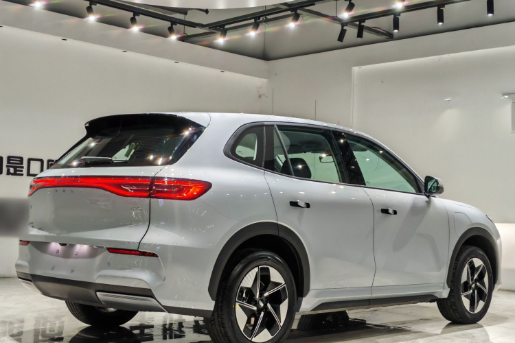 吉利银河 银河E5 2026款 530km 启航版车身外观6003