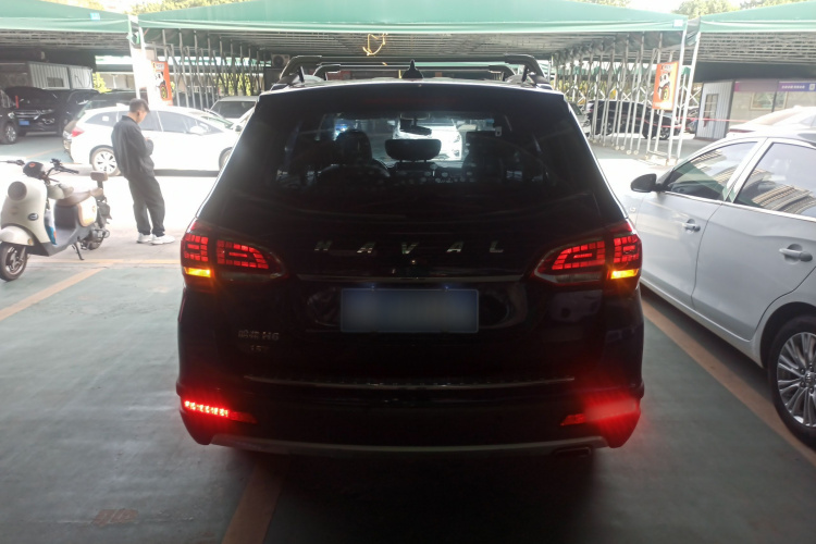 哈弗H6 2014款 运动版 1.5T 手动两驱精英型车身外观6