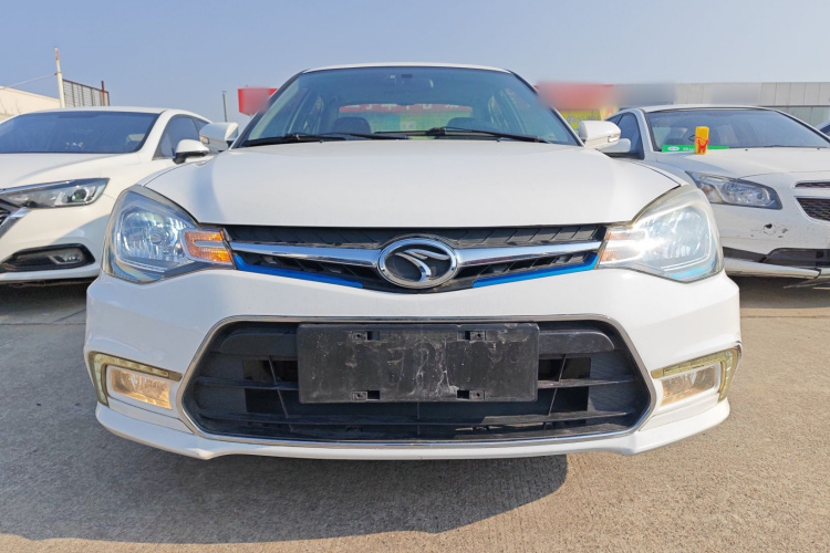 东南 V3菱悦 2015款 1.5L 手动风采版车身外观2