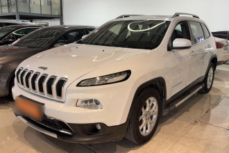 Jeep 自由光 2017款 2.0L 优越版