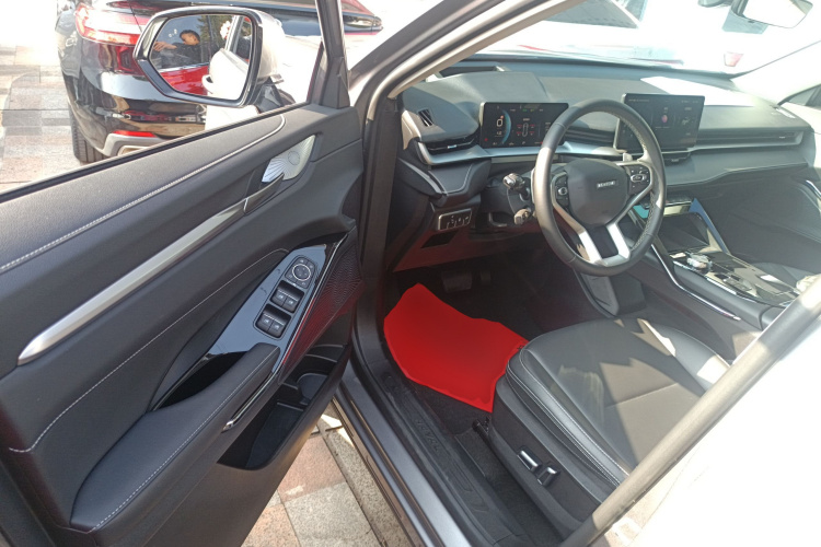 哈弗H6 2021款 第三代 2.0T 自动两驱Max中控内饰20