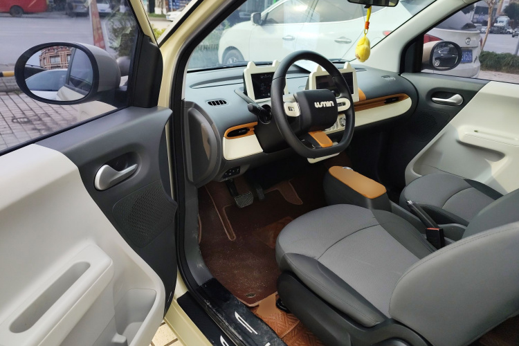 长安启源 长安Lumin 2023款 205km 香沁款中控内饰20