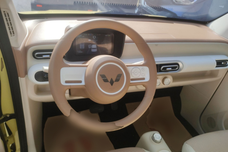 五菱汽车 宏光MINIEV 2024款 第三代 215km 青春版中控内饰13