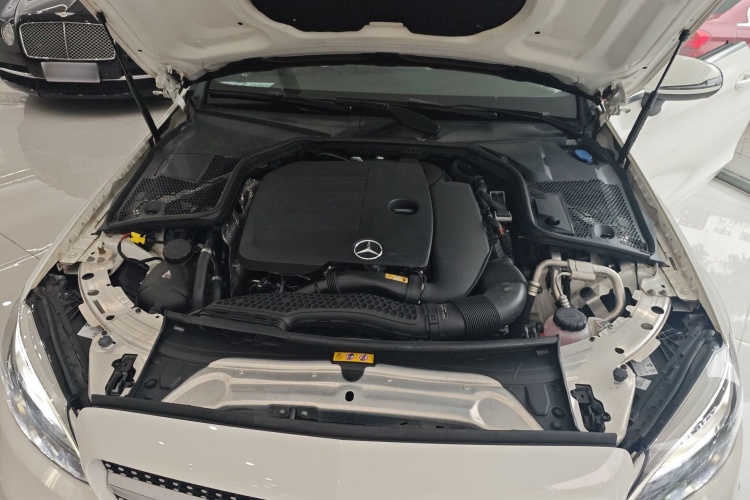 奔驰C级(进口)  C 260 轿跑车局部细节24