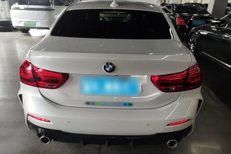 宝马1系 2021款 改款 120i M运动版车身外观6004