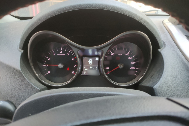 海马S5 2015款 1.5T CVT旗舰型局部细节14