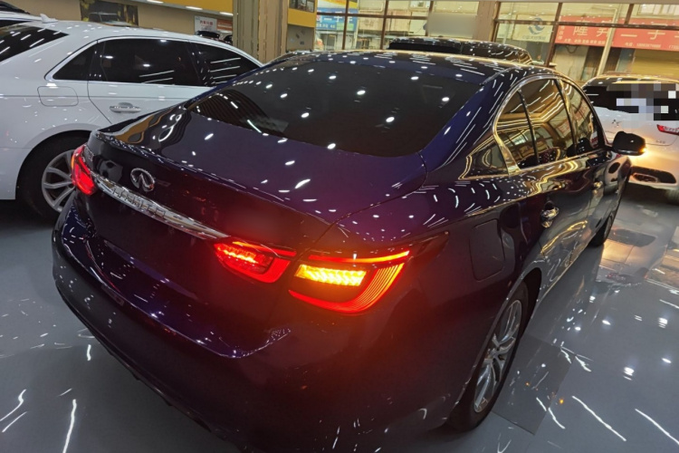 英菲尼迪Q50L 2018款 2.0T 舒适版 国VI车身外观6005