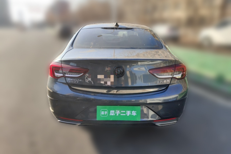 别克 君威 2020款 552T 精英型车身外观6