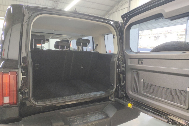 坦克300 2023款 越野版 2.0T 挑战者局部细节23