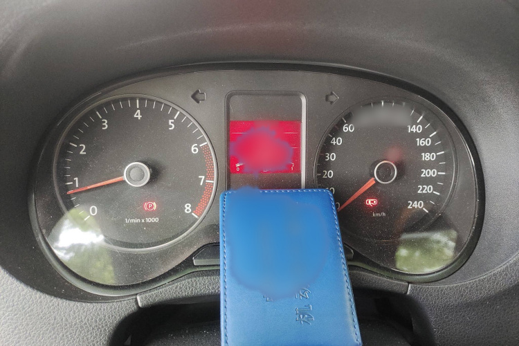 大众 Polo 2011款 1.4L 手动致乐版局部细节14