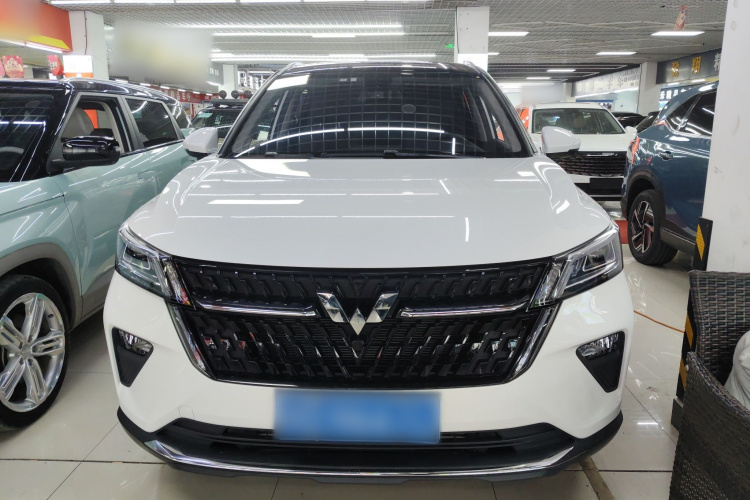 五菱汽车 五菱星辰 2021款 1.5T CVT星辉版车身外观2