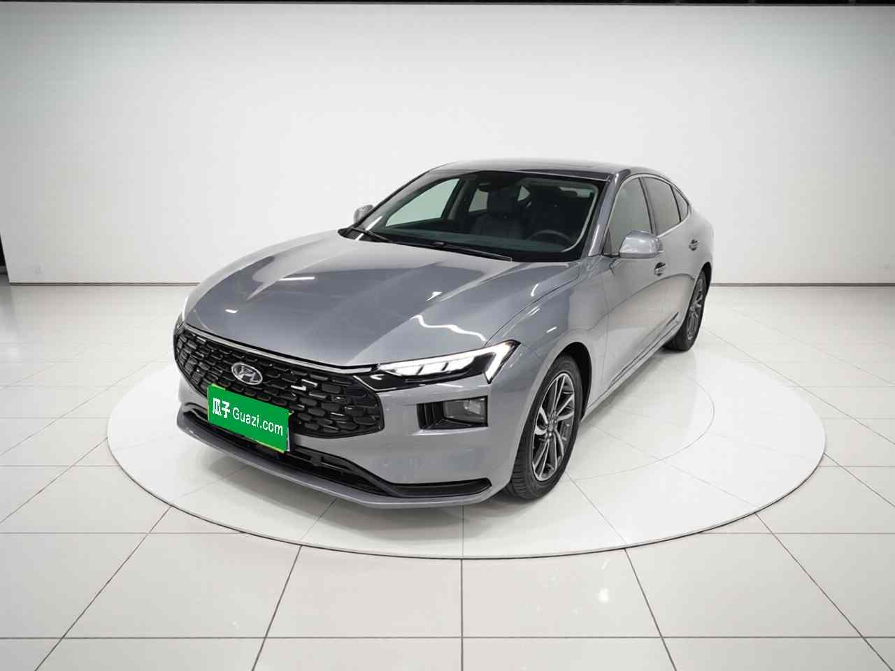 福特 蒙迪欧 2025款 2.0T EcoBoost 豪华型(2)