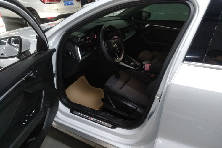 奥迪A3 2021款 Sportback 35 TFSI 进取运动型中控内饰20