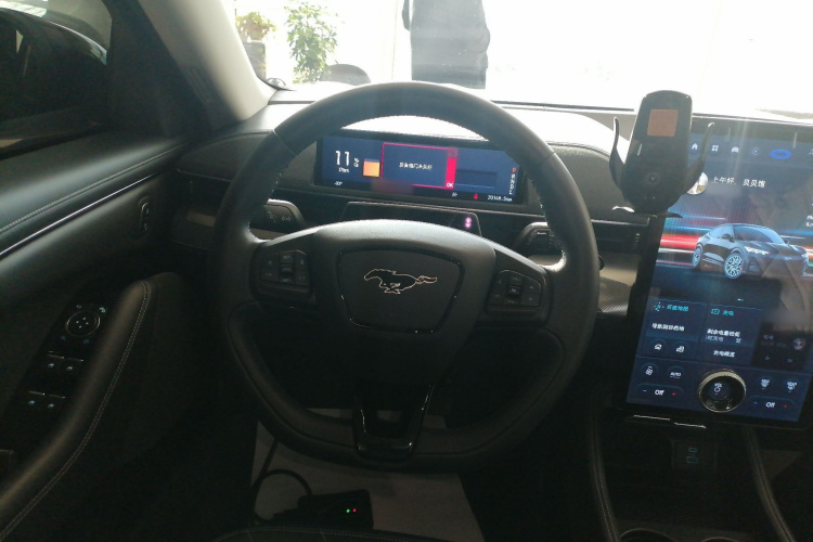 福特电马 2021款 跃世后驱版(标准续航)中控内饰13