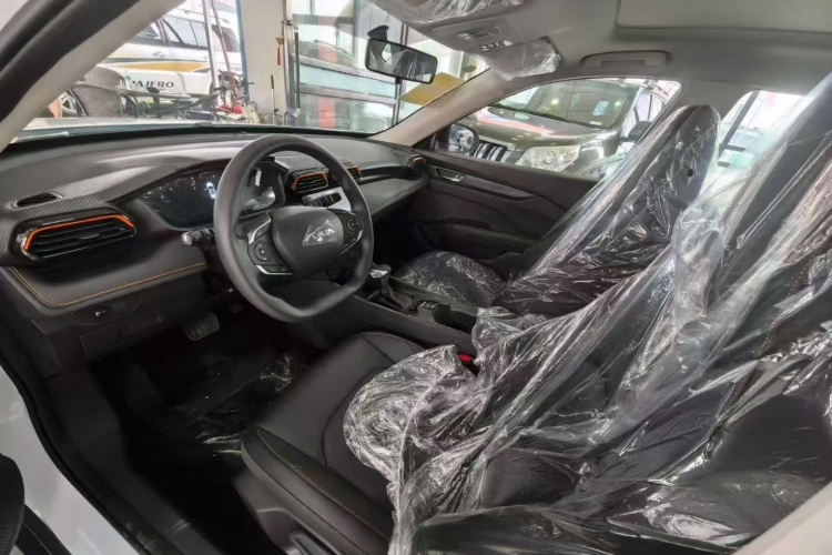 东风风神 奕炫GS 2025款 马赫版 1.5L 自动星耀版中控内饰7001