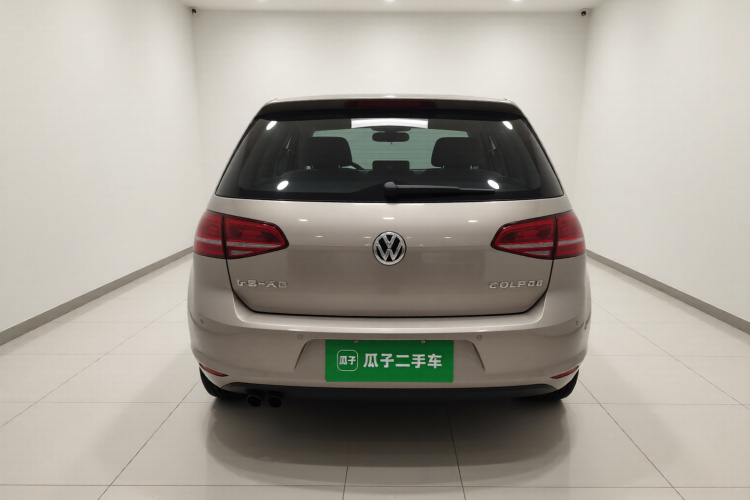 大众 高尔夫 2015款 1.4TSI 自动舒适型车身外观6