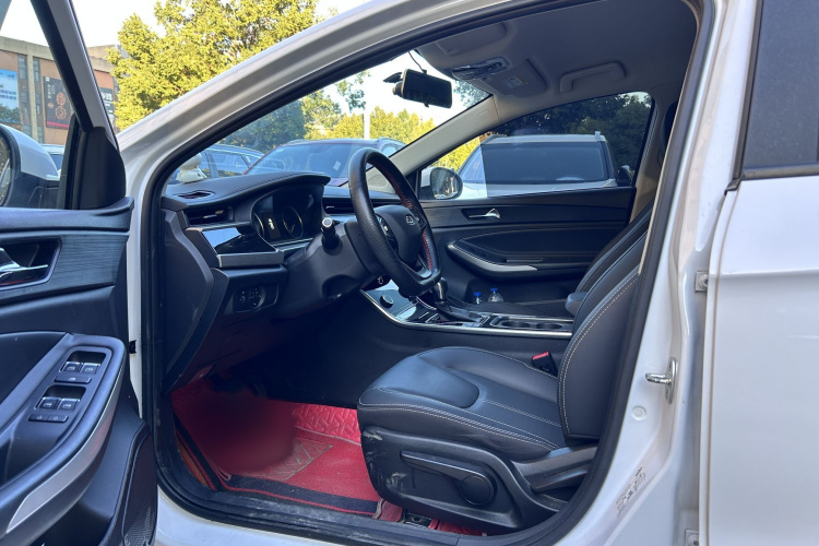 奇瑞 艾瑞泽5 2021款 PRO 1.5L CVT青春版中控内饰7002