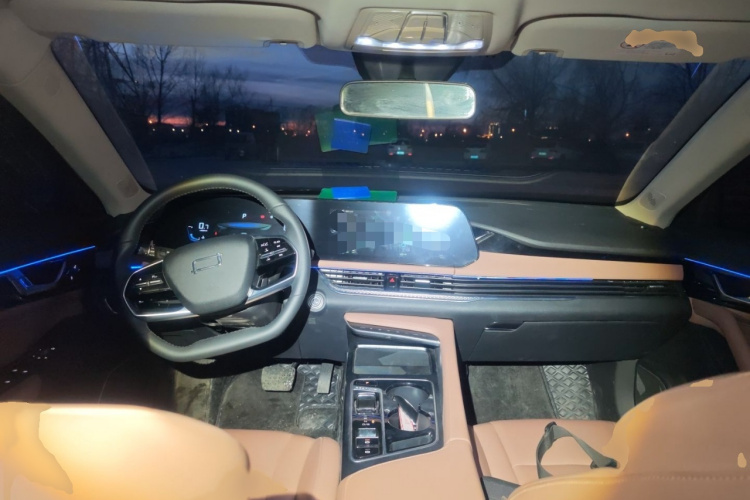 奔腾B70 2024款 龙腾版 1.5T 领创型中控内饰7002