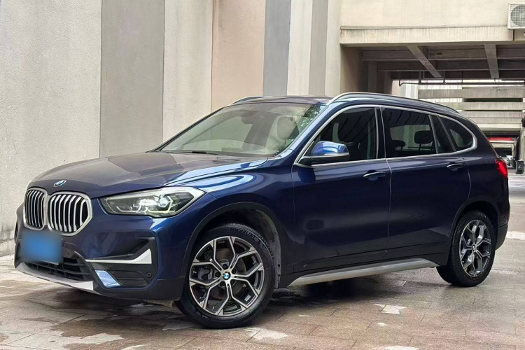 宝马X1 2020款 sDrive20Li 尊享型车身外观6003