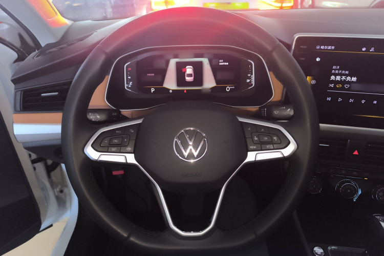 大众 宝来 2025款 200TSI DSG悦行PRO版中控内饰13