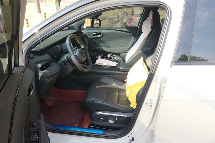 领克06 2025款 Renew 1.5T Halo中控内饰19