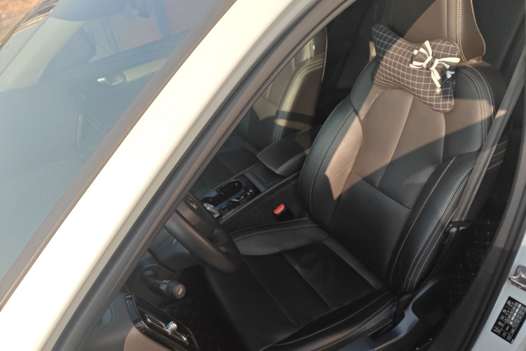 沃尔沃XC40 2021款 T4 四驱智远豪华版中控内饰19