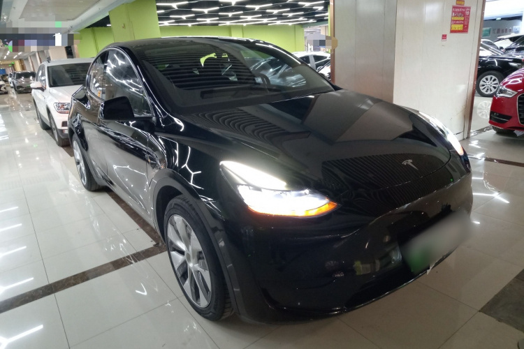 特斯拉 Model Y 2022款 后轮驱动版车身外观6002