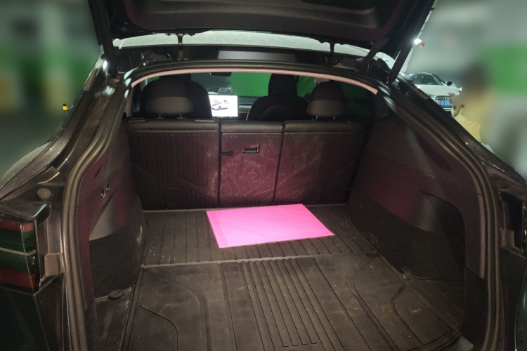 特斯拉 Model Y 2024款 后轮驱动版中控内饰23