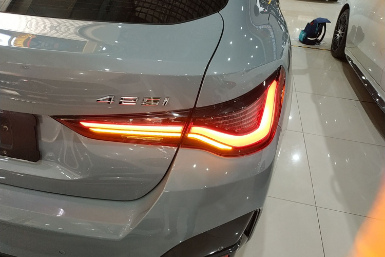 宝马4系 2023款 425i Gran Coupe M运动套装车身外观9