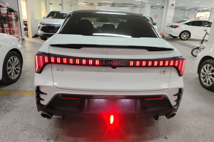 领克03 2023款 1.5TD DCT劲Pro车身外观6