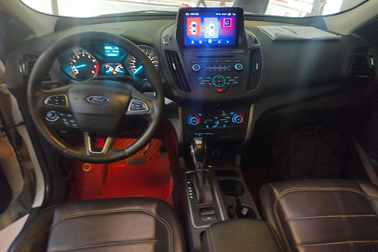 福特 翼虎 2018款 EcoBoost 180 两驱铂翼型中控内饰7002