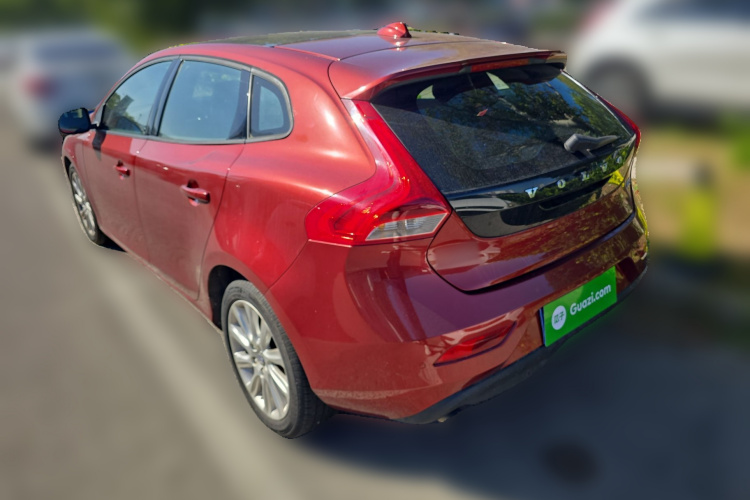 沃尔沃V40 2016款 T3 智逸版车身外观5