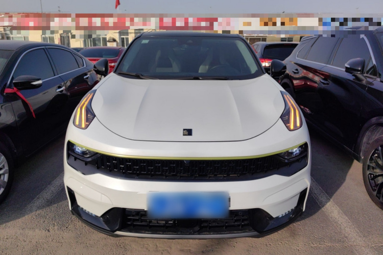 领克05 2020款 2.0TD 两驱耀Halo车身外观2