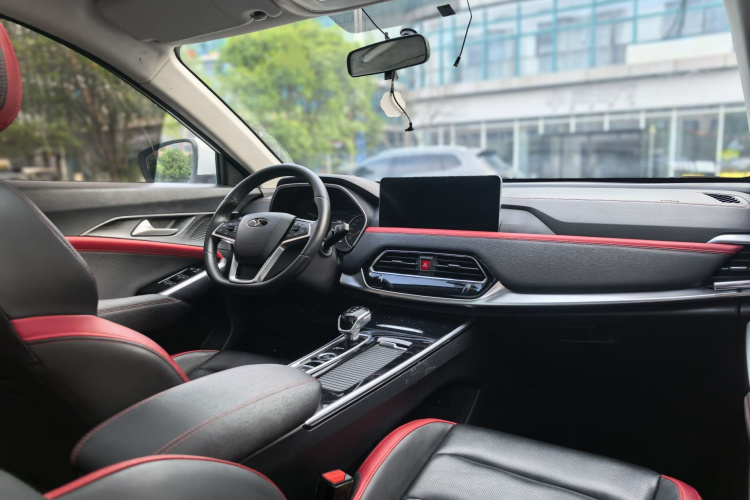 思皓X8 2021款 300T DCT豪华智联版 6座中控内饰7001