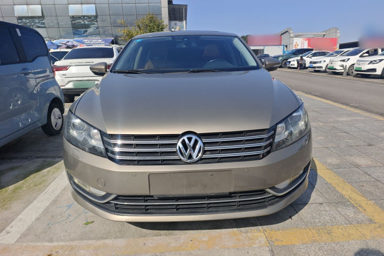 大众 帕萨特 2014款 2.0TSI DSG御尊版车身外观2